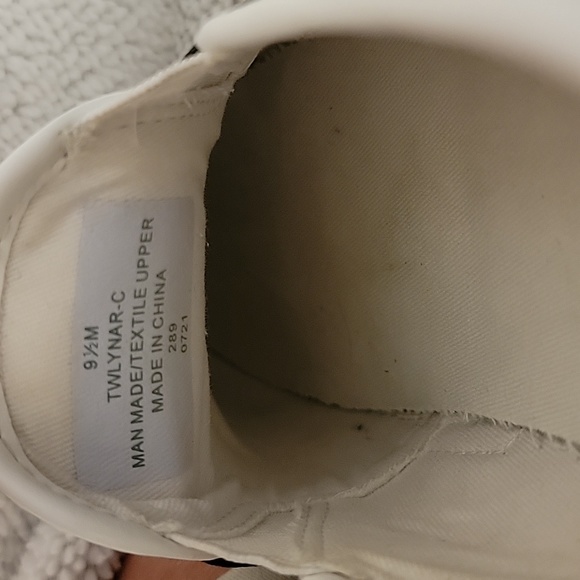 Tommy Hilfiger slip on shoes - Picture 8 of 8